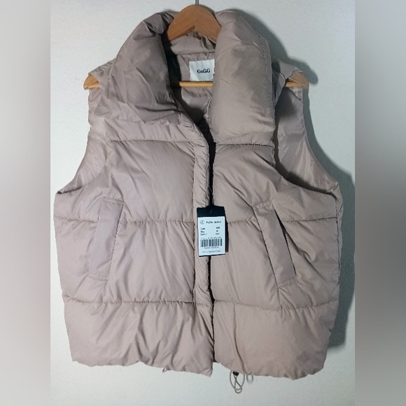 GO.G.G Jackets & Blazers - GO.G.G Women's Oat Puffer Vest Size M NWT